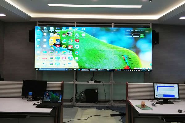 無縫拼接屏壞了，是維護好還是直接更換新的？