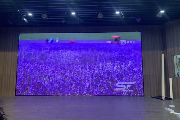 會(huì)議大屏有哪些，會(huì)議室選擇哪種顯示大屏比較好？