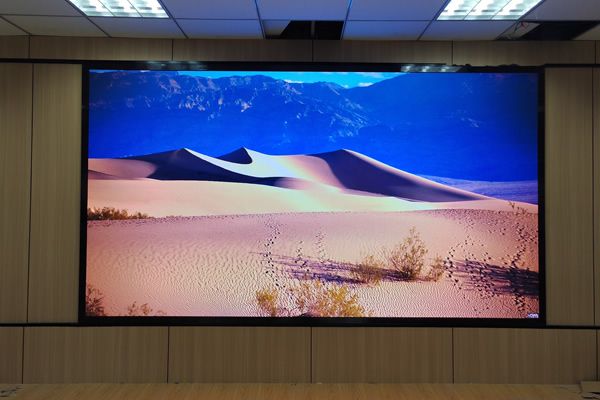 會(huì)議室要用多大的顯示屏合適，用哪種顯示大屏好？