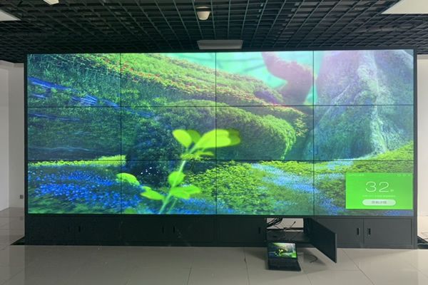 液晶拼接屏是定制產(chǎn)品的嗎，定制方案如何設(shè)計(jì)？