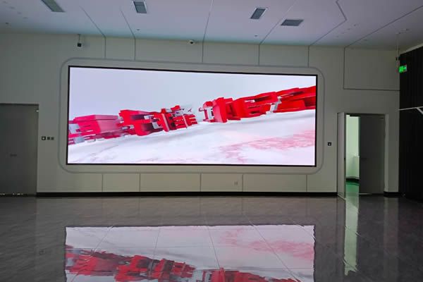 會議顯示大屏有哪些，現(xiàn)代會議室用哪種大屏好？