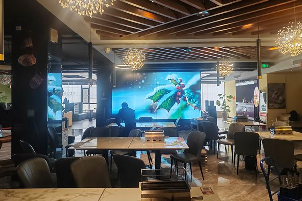 商場商店大屏幕用液晶拼接屏好，還是LED顯示屏？